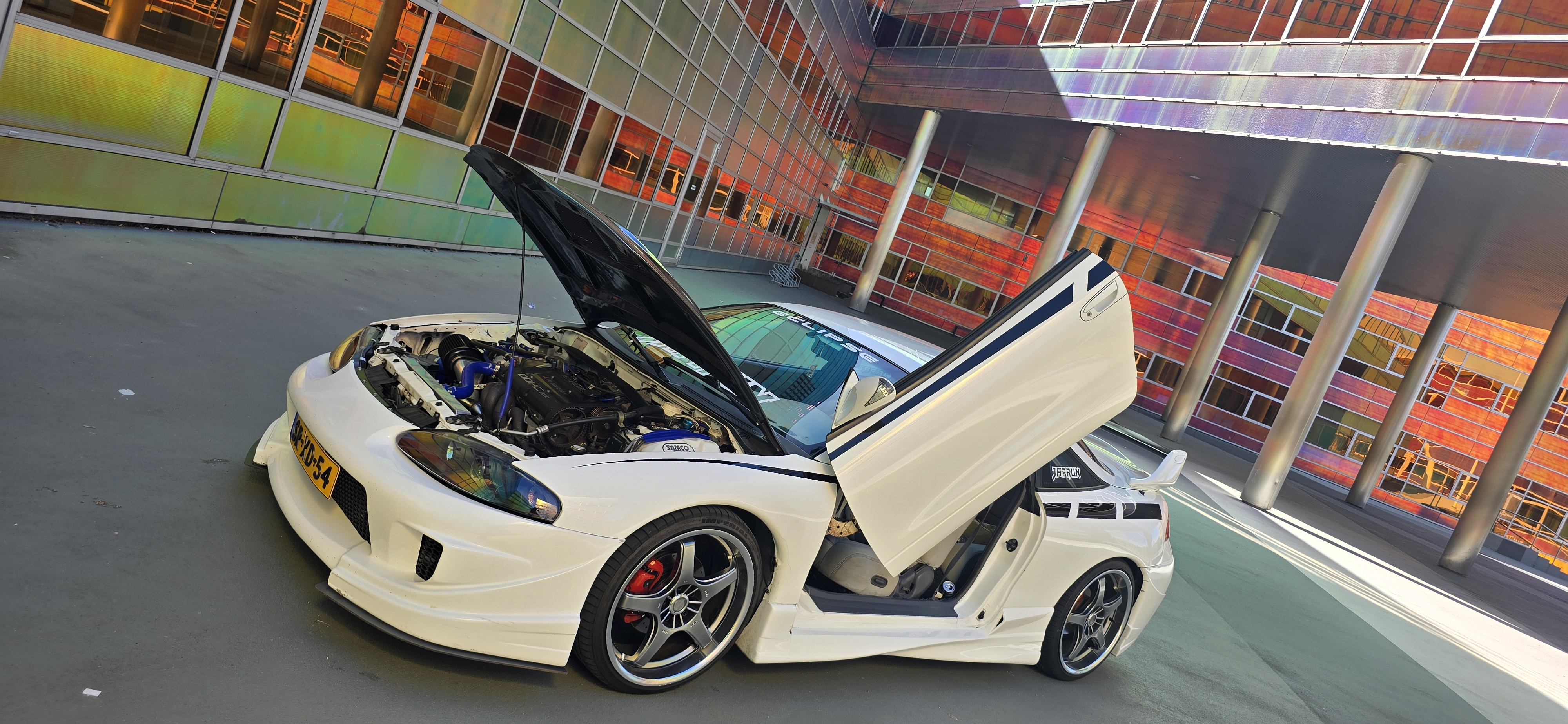 MITSUBISHI ECLIPSE